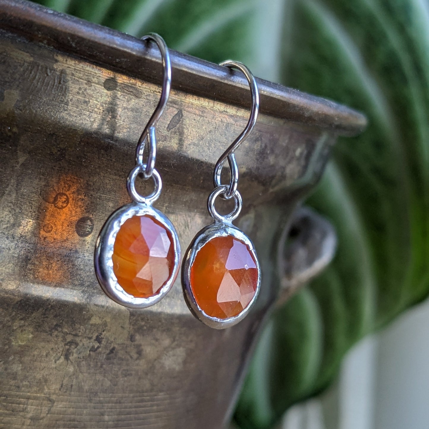 Carnelian pendant earrings