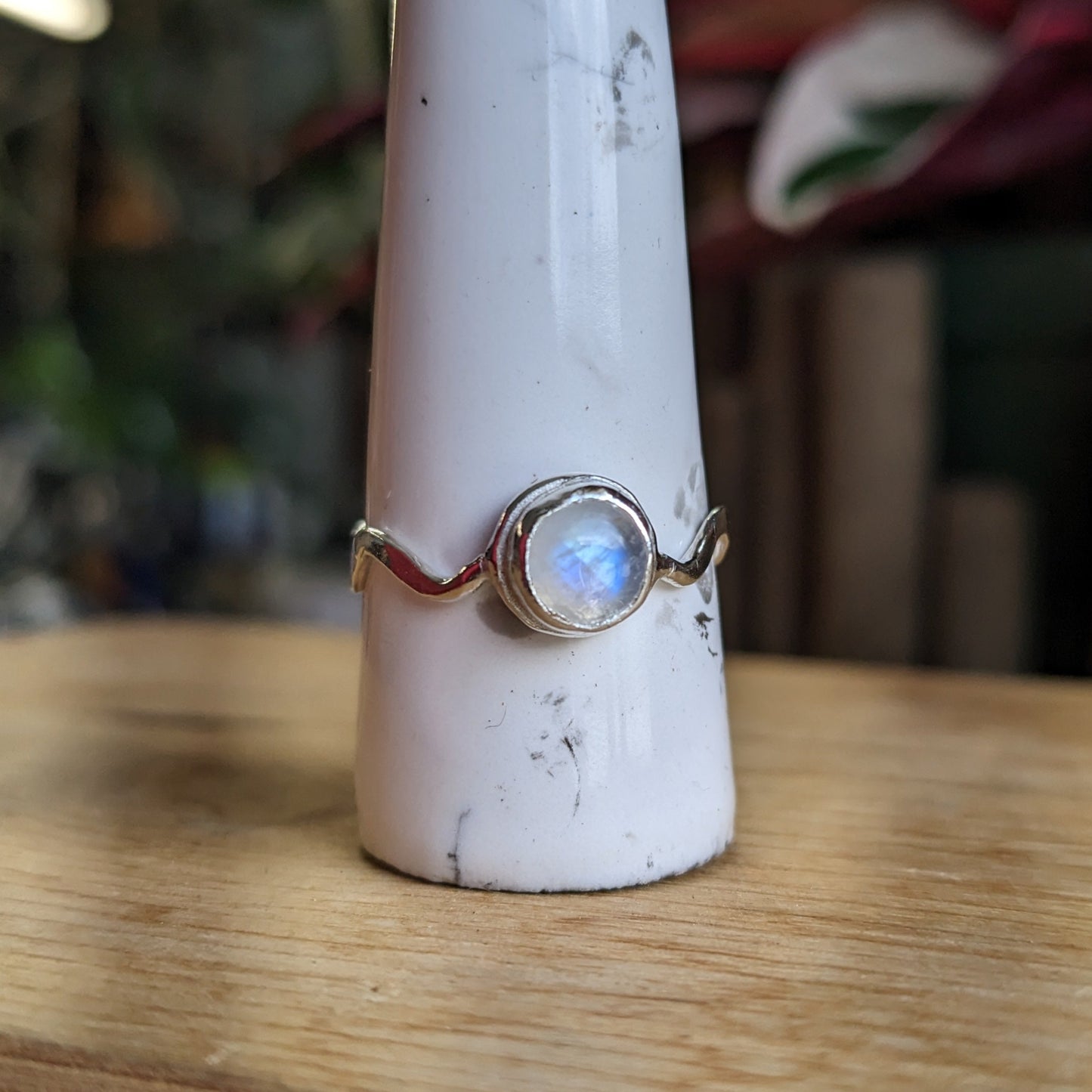 Rainbow moonstone and wave band ring