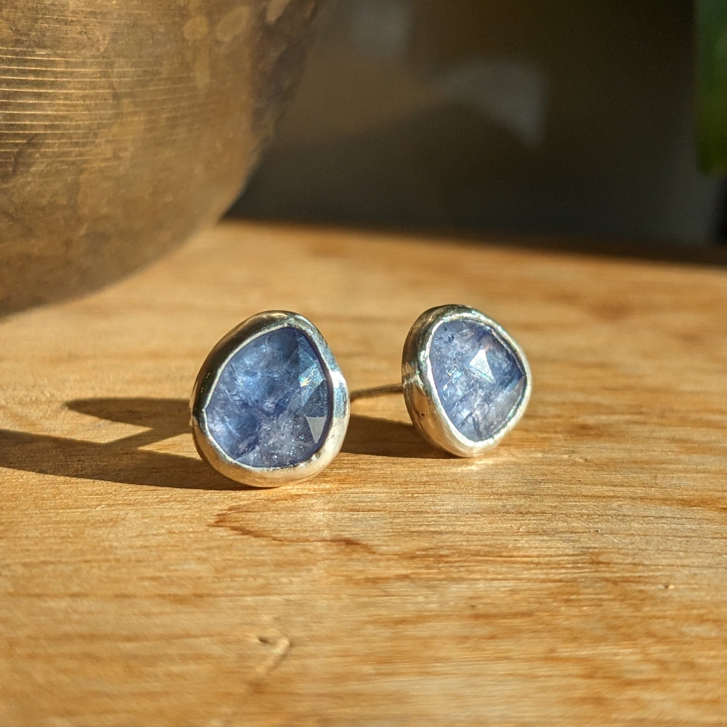 Tanzanite ear studs