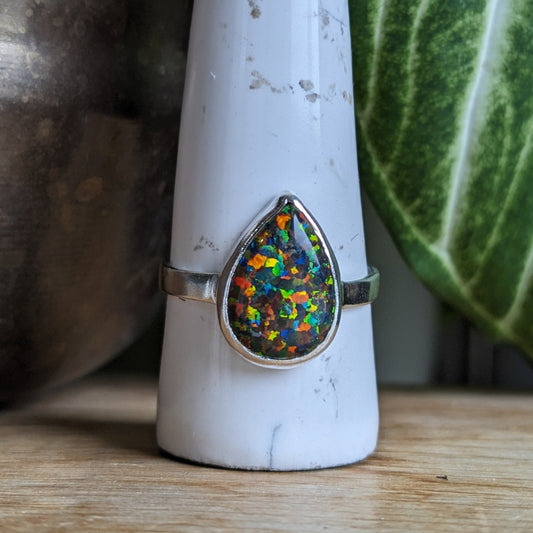 Synthetic opal