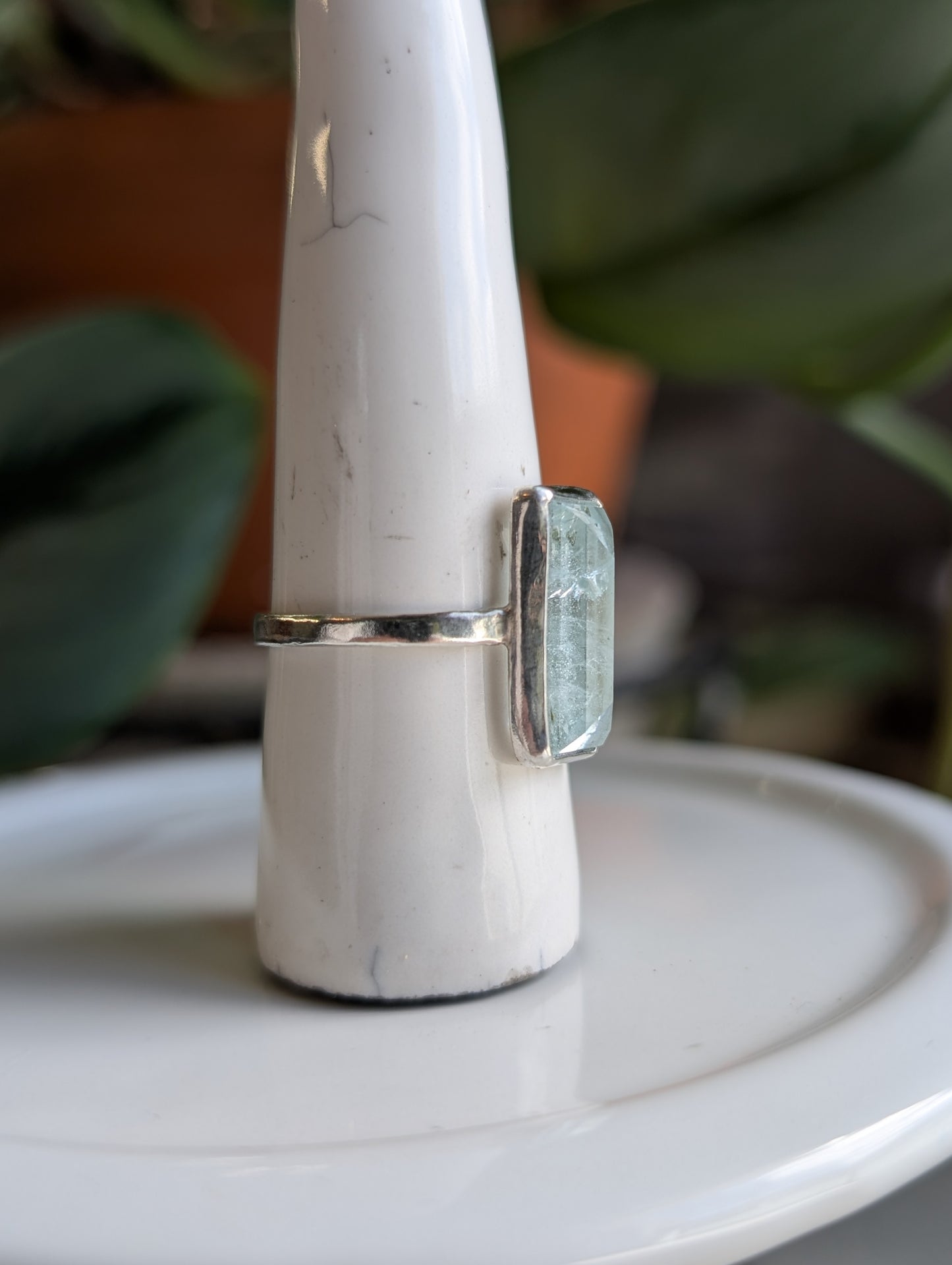 Aquamarine baguette Ring