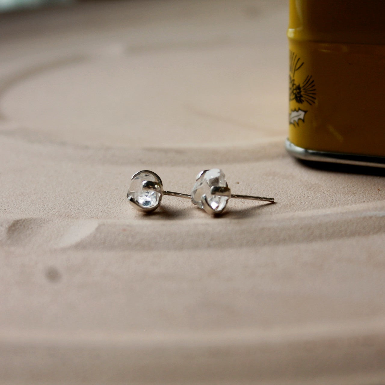Herkimer Diamond Gemstuds - serti griffe