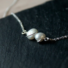 Load image into Gallery viewer, Two pearls One Shell Necklace