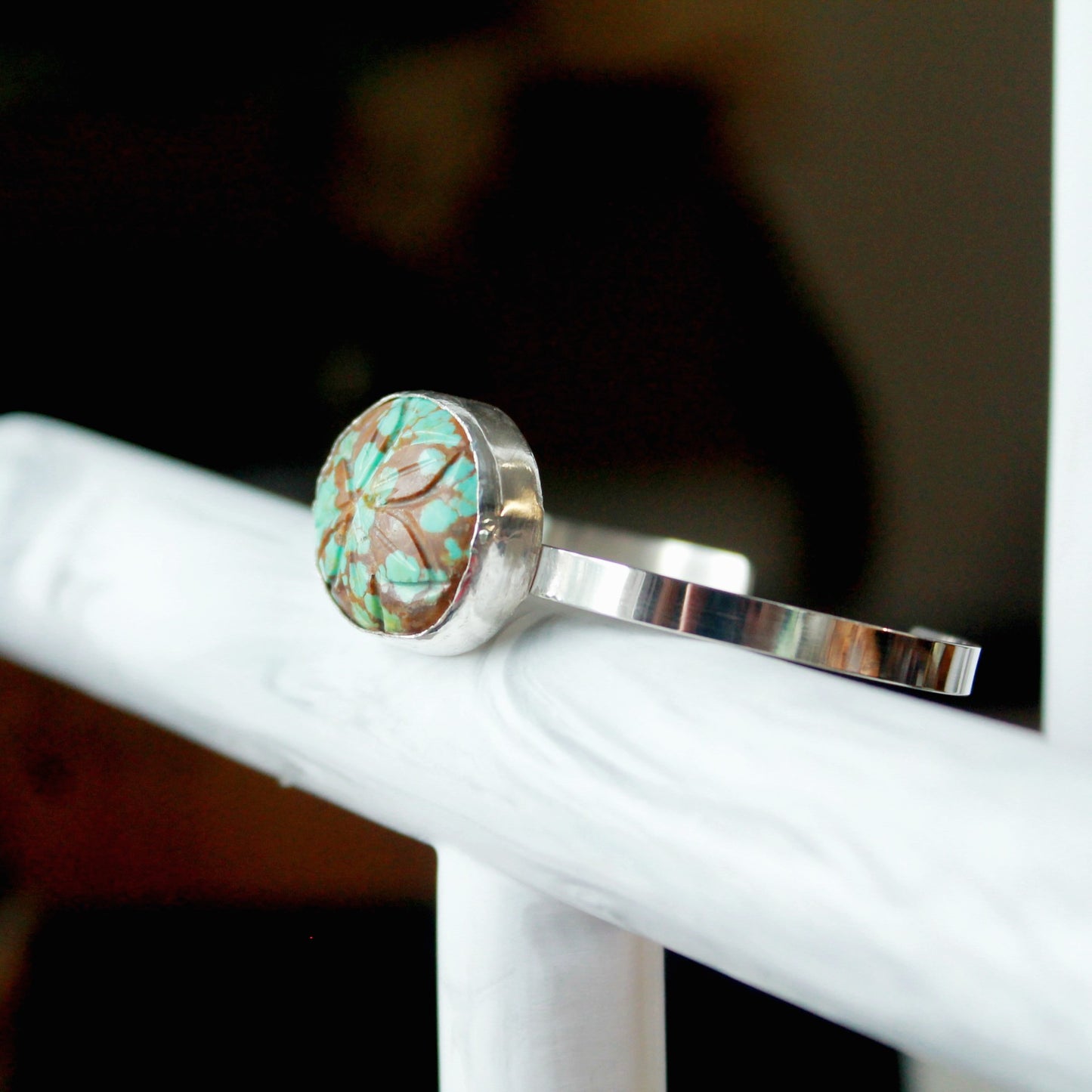 Bracelet turquoise mine #8 sculpté fleur