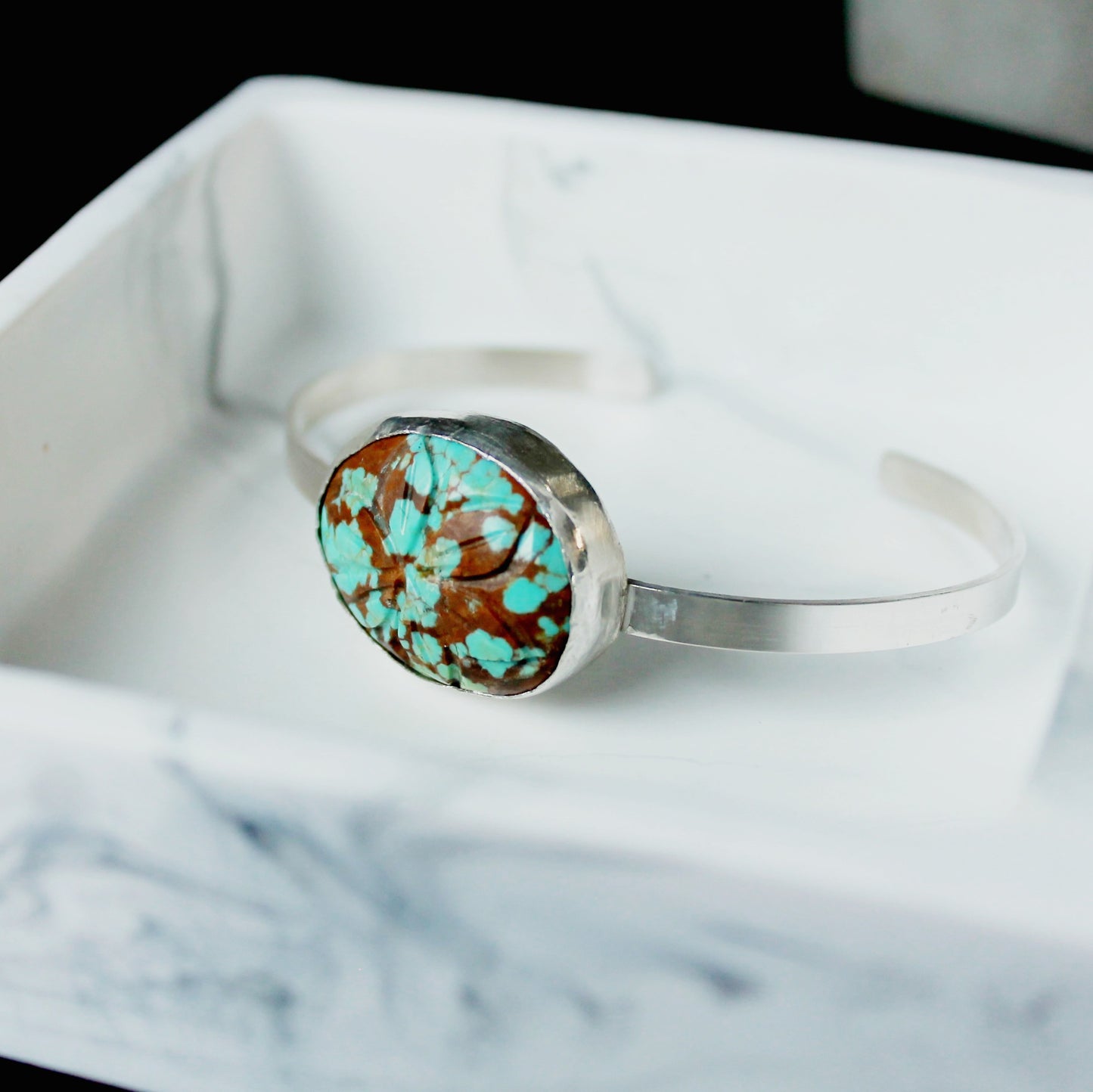 Bracelet turquoise mine #8 sculpté fleur