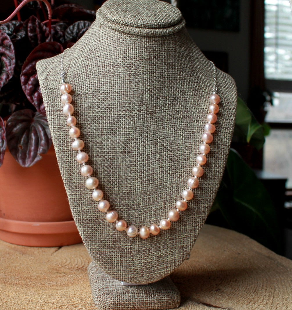 Blush Pearls Rosary necklace (round)