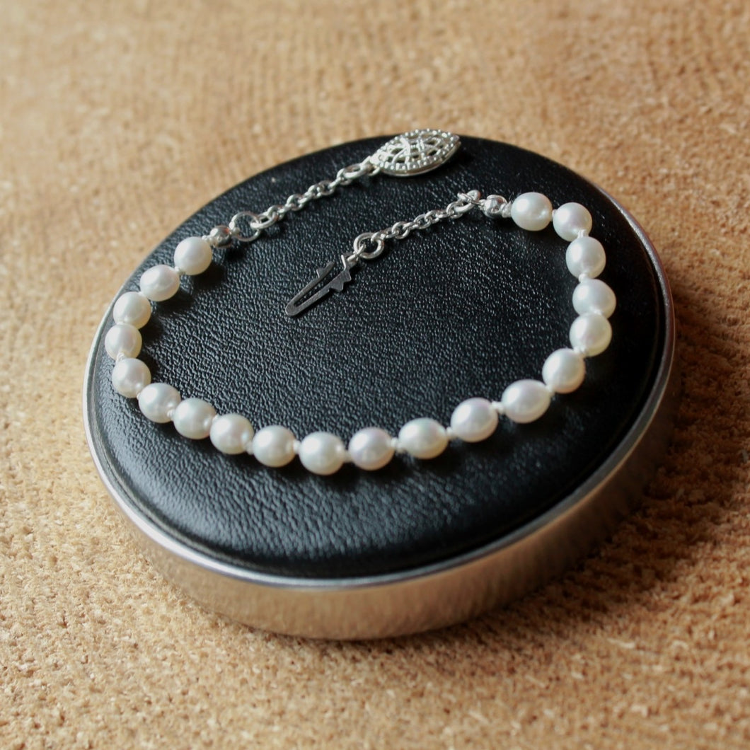 True White Pearls Rosary bracelet