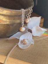 Load image into Gallery viewer, Pastel Pearls Necklace- opt 2