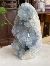 Load image into Gallery viewer, Celestite Druze