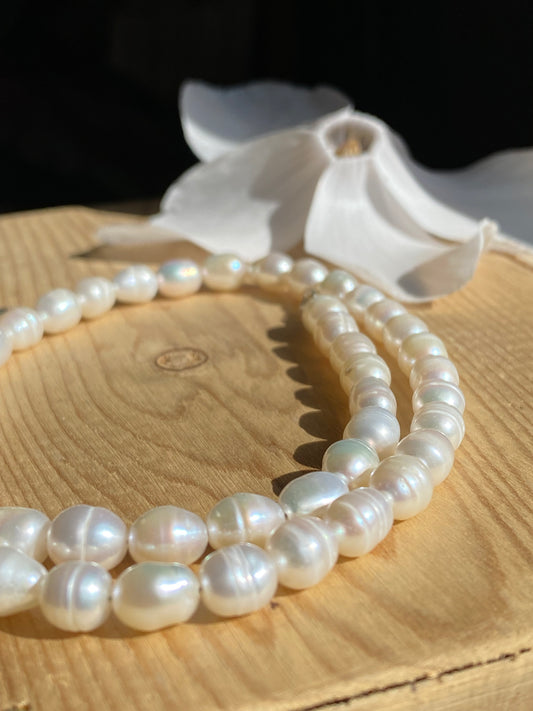 Sweet White Pearls Necklace - 16’’