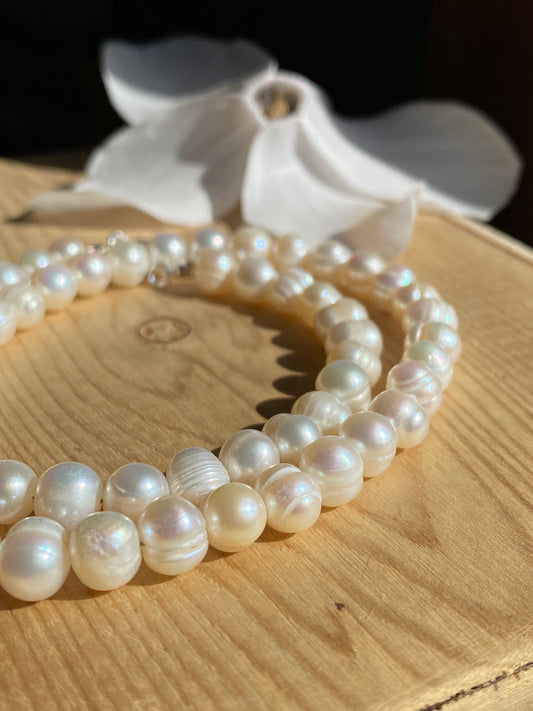 Sweet White Pearls Necklace - 16’’