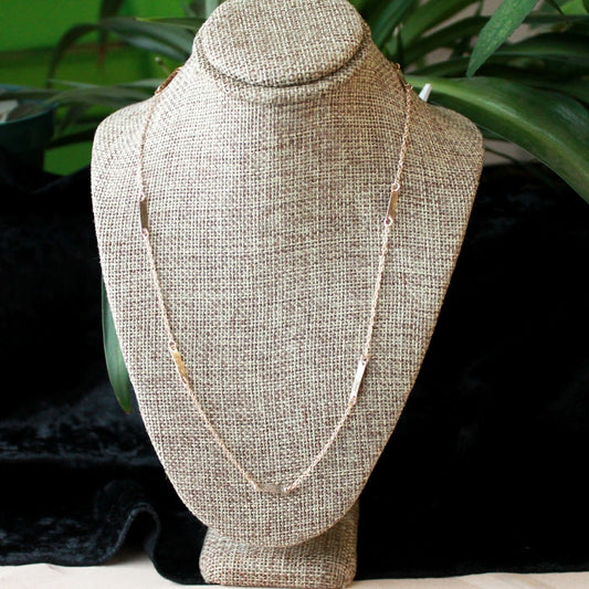 Collier barre d'or