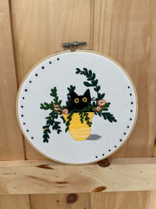 Salem and his eucalyptus basques Embroidery