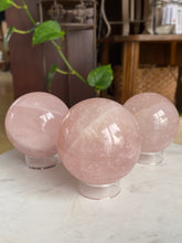 Load image into Gallery viewer, Rose Quartz Sphere