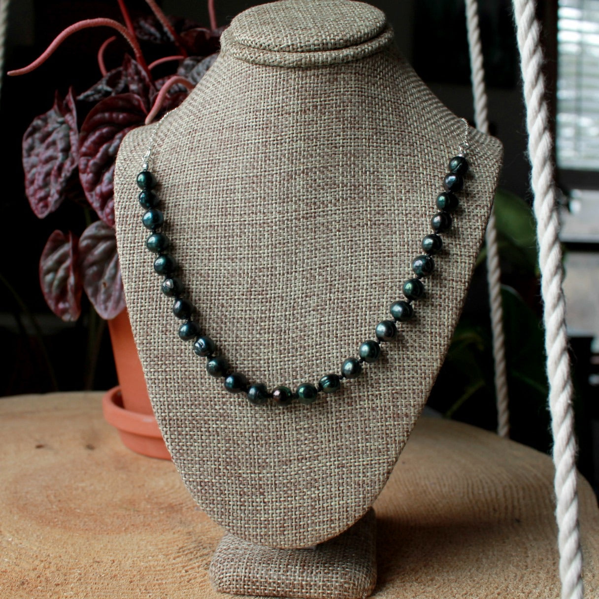 Collier court Perles Vert Emeraude