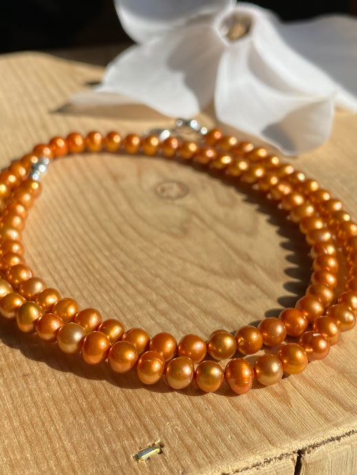 Sweet Pearls Necklace - Orange