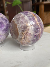 Load image into Gallery viewer, Amethyst chevron sphere